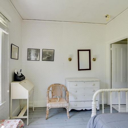 Mattapoisett Home On 7 Acres With Private Beach! Екстер'єр фото