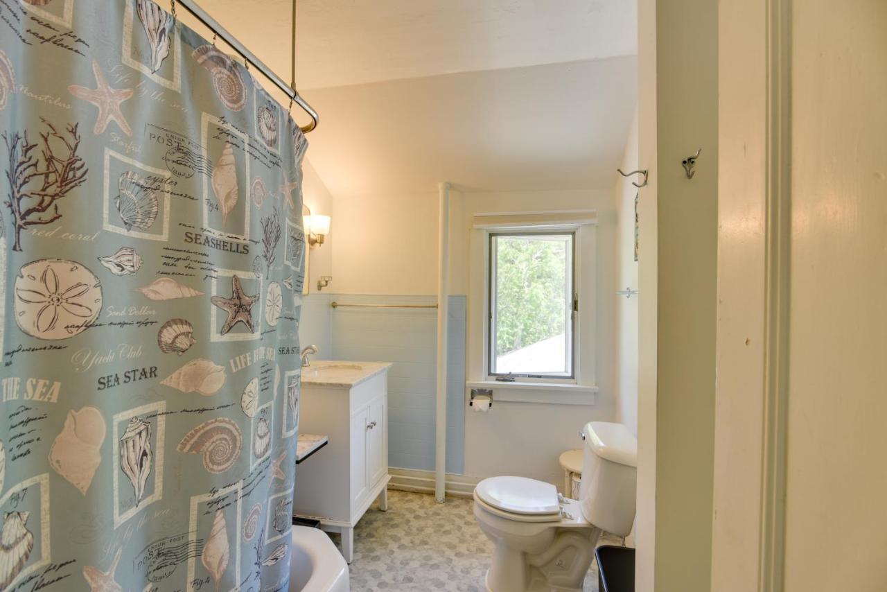 Mattapoisett Home On 7 Acres With Private Beach! Екстер'єр фото