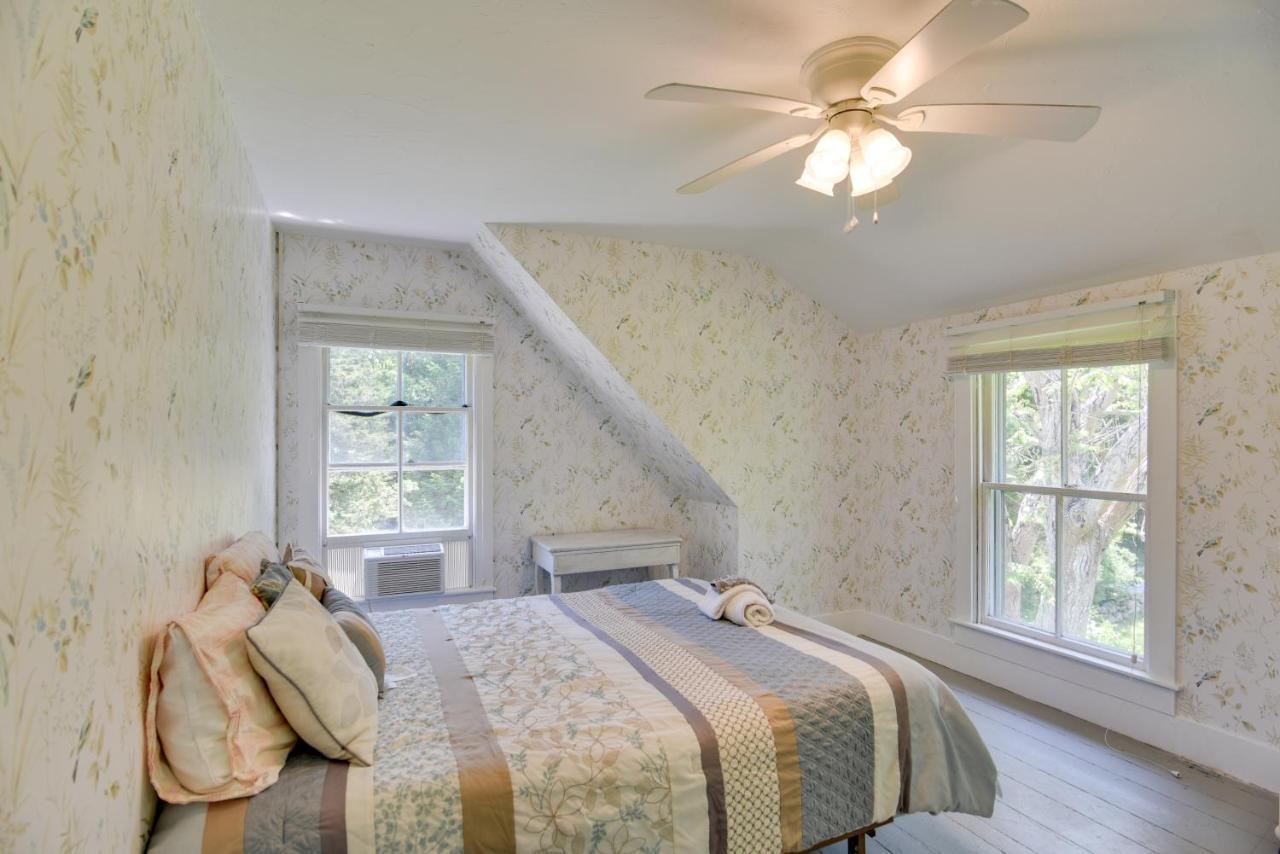 Mattapoisett Home On 7 Acres With Private Beach! Екстер'єр фото